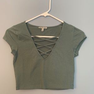 Juniors XS Green Crop Top